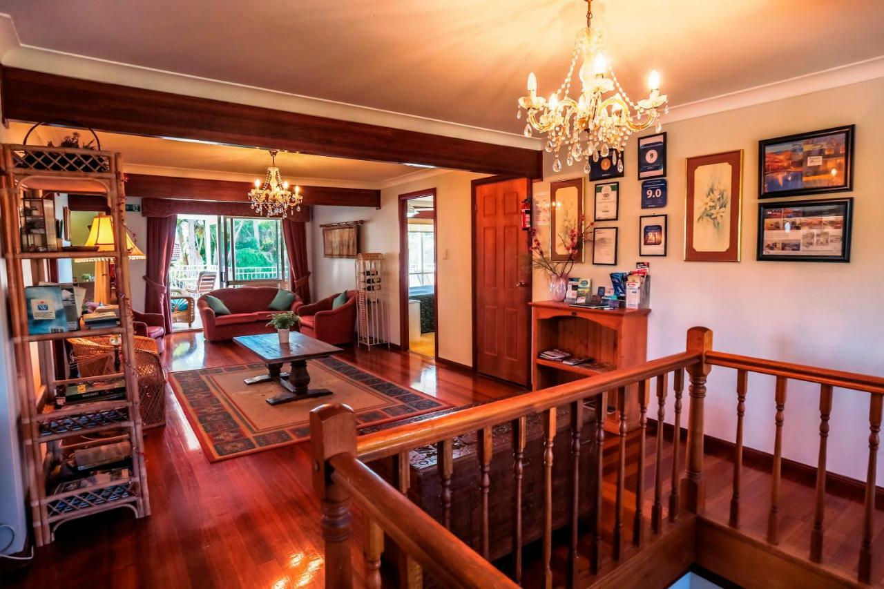 Ainslie Manor Bed And Breakfast Redcliffe Exterior photo